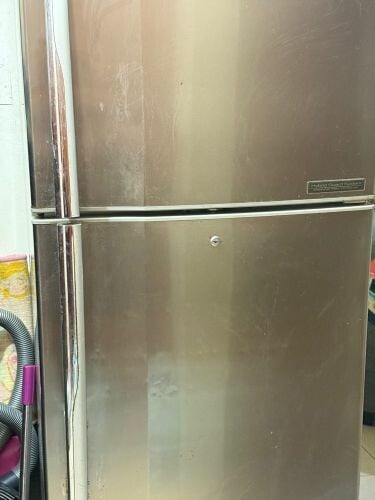 refrigerator 