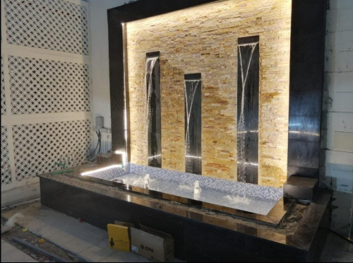 شلالات حوائط ...