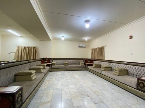 majlis / sofa set for sale
