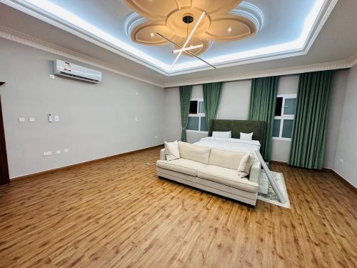 we are do wallpaper fixing.

we