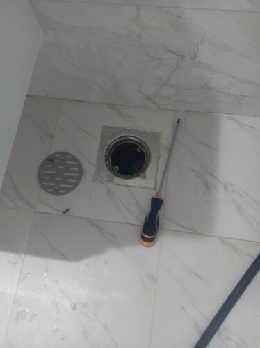 سباك وتسليك البيبات