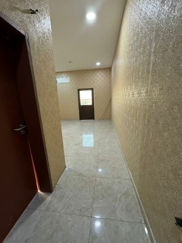 للإيجار شقق موظفين في ام صلال محم