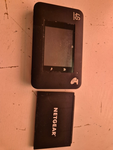 Netgear Aircard 790s 4G plus.