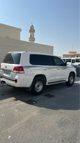 للبيع