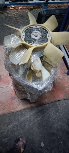 كلتش ومروحه كروزر لكزز نيسان بترو