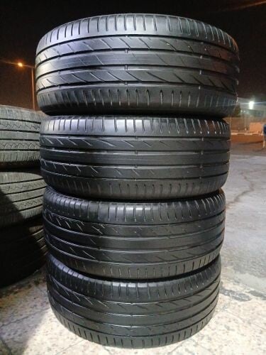 255/50/R20.Maxxis Brand.