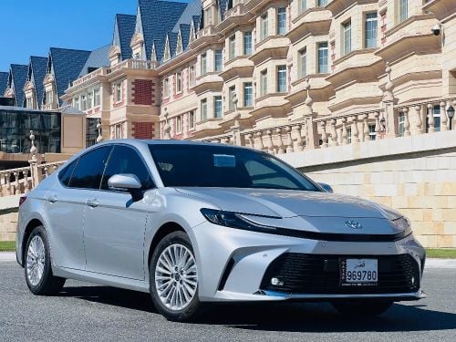 Toyota camry 2025 for rent