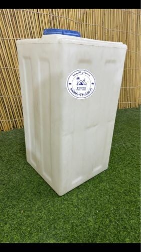 ‏Vertical square tanks.
