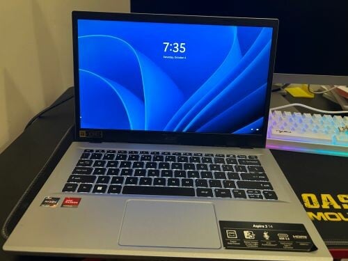 Acer aspire 3 laptop