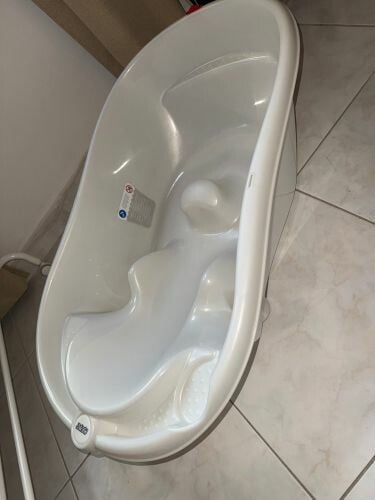 Mamas & Papas baby bathtub