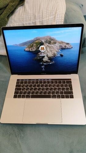 MacBook pro 15 2016