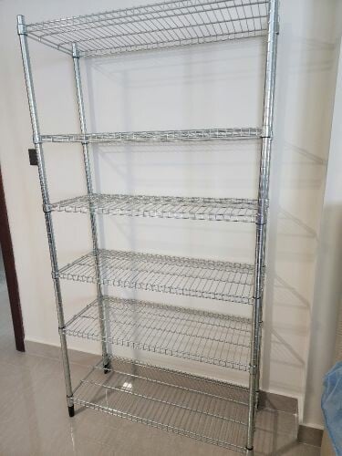 رف من ايكيا