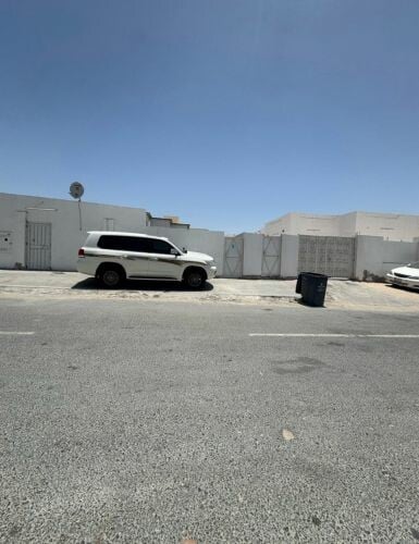 للبيع بيت شعبي في المعراض .