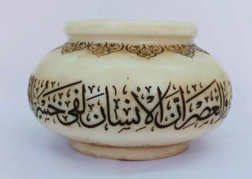 عمل فني متحفي حجر منحوت