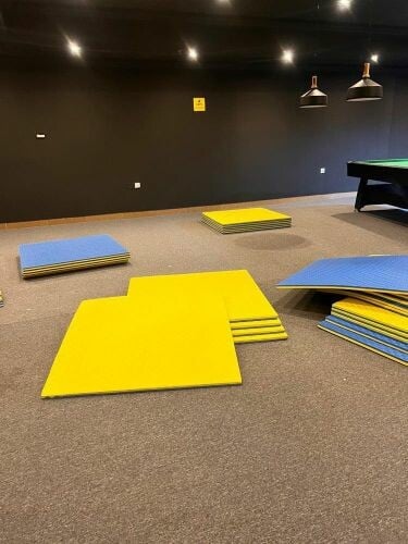 Floor mats 1x1M