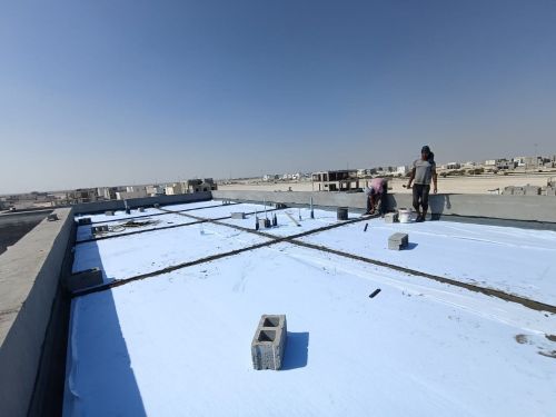 عزل الأسقف حمامات قواعد برك سباحه