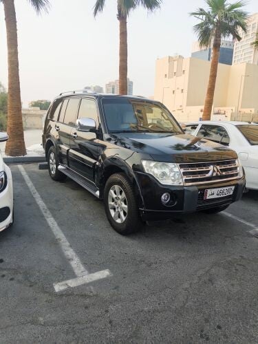 سيارة باجيرو للبيع