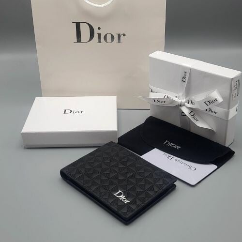 ابواك فاخرة ماركة ديور مع لتغليف