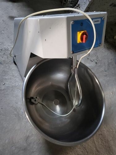 Dogh mixer 25 KG