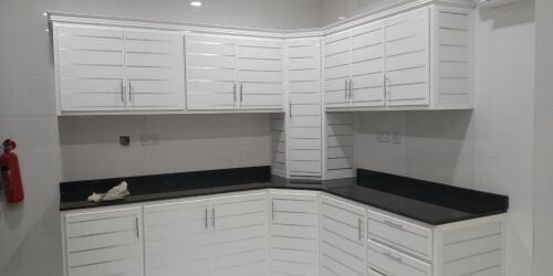 تفصيل مطابخ المنيوم تفصيل أبواب و