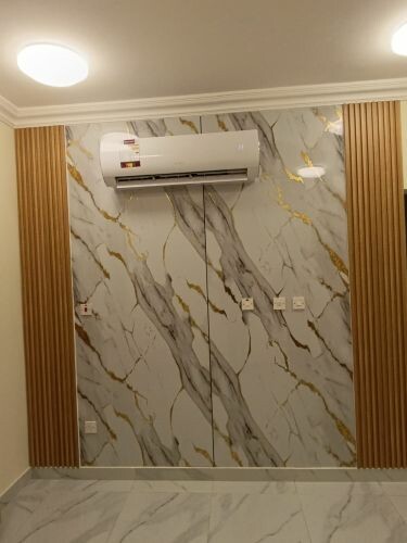 لوحة الحائط وورق الحائط