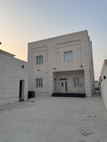 للبيع فيلا الصخامه 