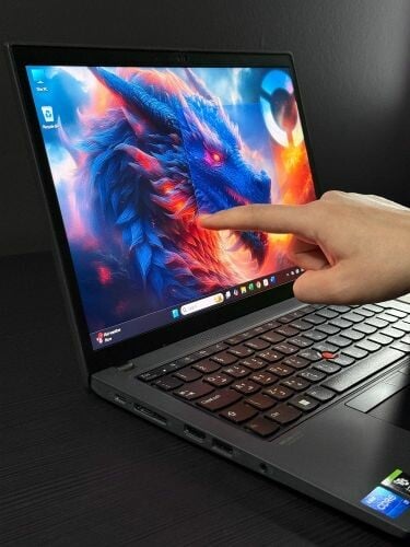 اي7جيل11 رام32 هارد512 تاتش سكرين