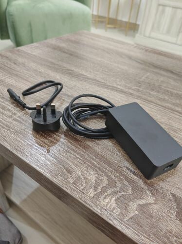 Surface Charger 102W