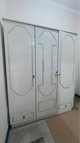 wardrobe