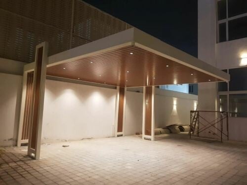 نقوم بجميع اعمال الحداده للمظلات،