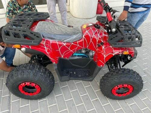 سيارة بنزين 125 سم مكعب