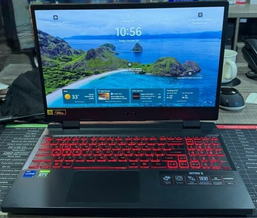 Acer Laptop No Scratch 