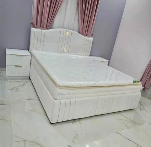 بيع وتصنيع سرير مزدوج وسرير مفرد.