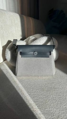Hermes Herbag Zip 20 bag Ebene