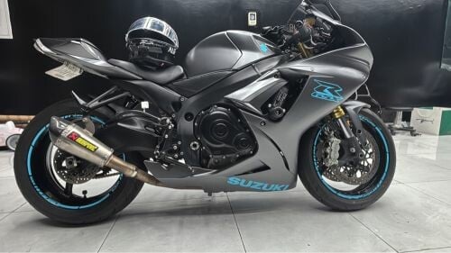 GSXR 750