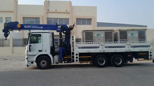 لوري مع كرين 10 طن لنقل جميع