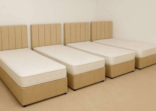 سرير مفرد وخزانة صغيرة للبيع.3367