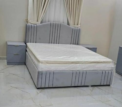 بيع وتصنيع سرير مزدوج ومرتبة. 336