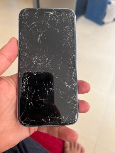 للبيع ايفون اكس ار 128 جيجا سكراب
