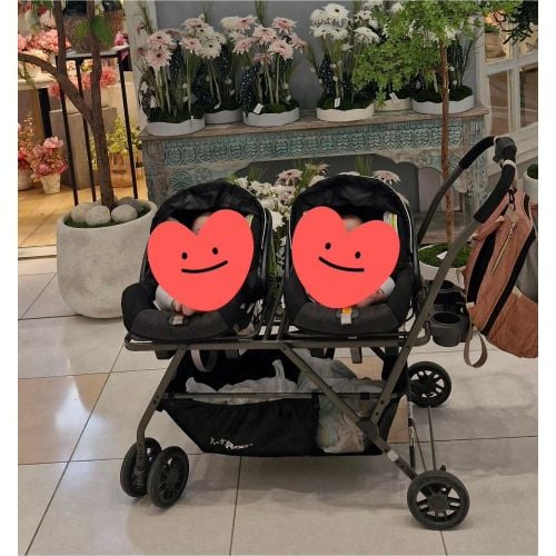 عرباية  توأم وكراسي سيارة