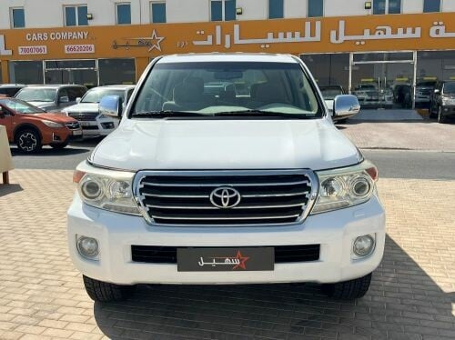 تويوتا جي اكس ار 8 سلندر 2013