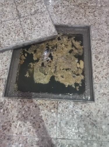 متخصصون في تسليك الصرف الصحي