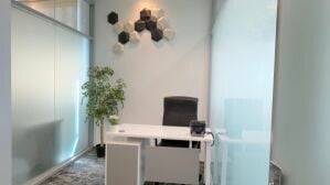 مكتب مميز ابتداء من 2800 ريالقط