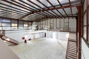 Licensed Garage with Offices