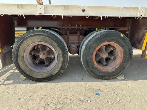 flatbed trailer 