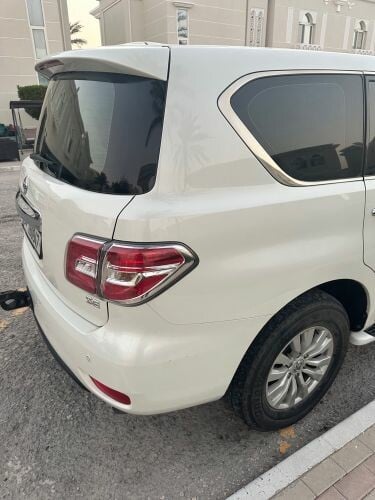 Nissan patrol …. no off-road