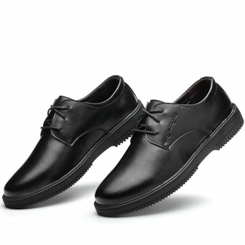 man's formal shoes