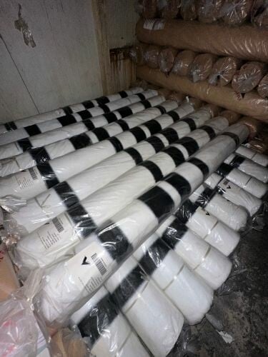 تور ابيض مخطط اسود