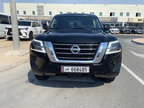 Nissan XE 2020 black 