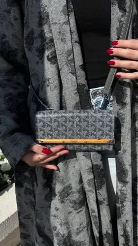 Goyard Monte-Carlo PM Clutch
1300